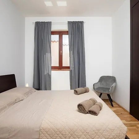 Zuccon Βίλα Pomer